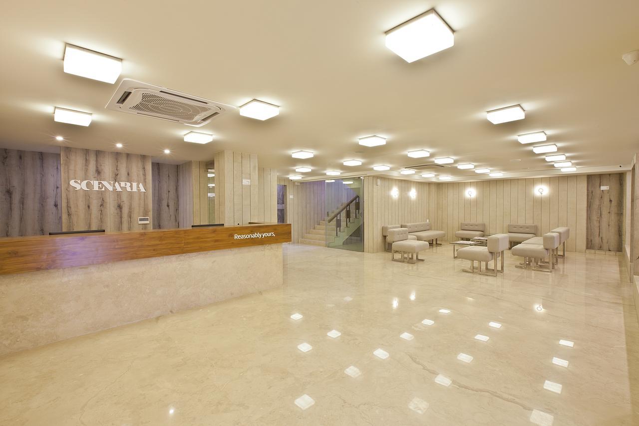 Scenaria Hotel Ahmedabad Ngoại thất bức ảnh
