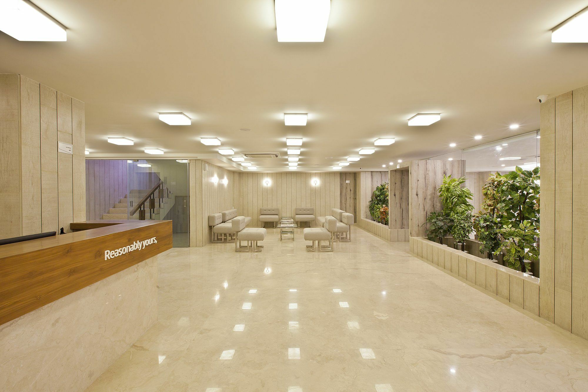 Scenaria Hotel Ahmedabad Ngoại thất bức ảnh