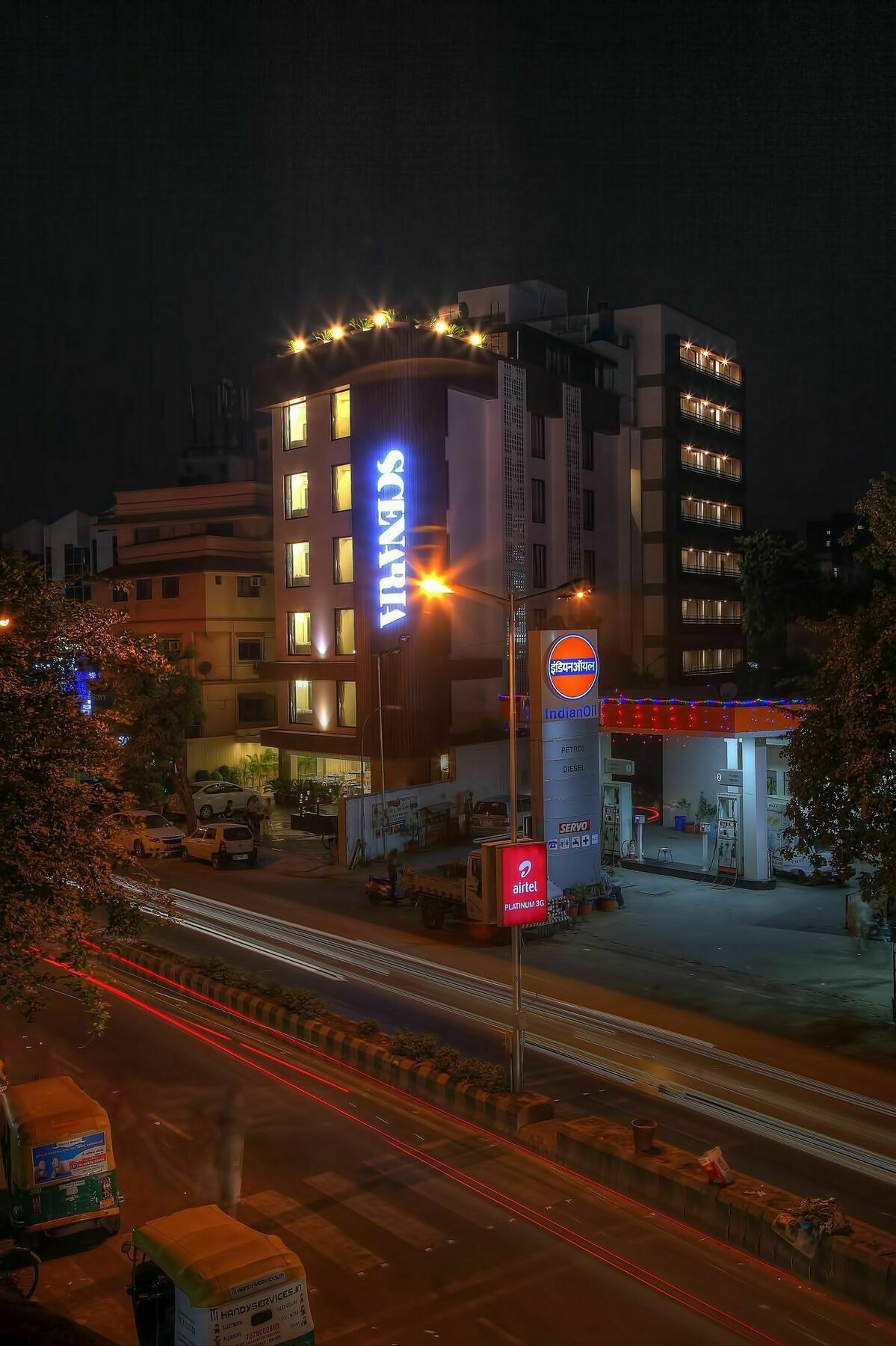 Scenaria Hotel Ahmedabad Ngoại thất bức ảnh